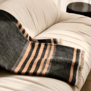 Linen blanket with stripe design