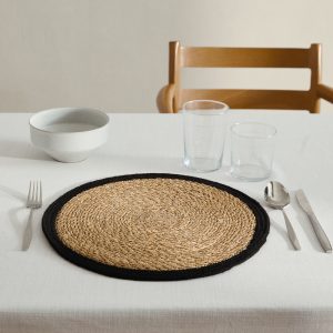 Natural fiber braided placemat