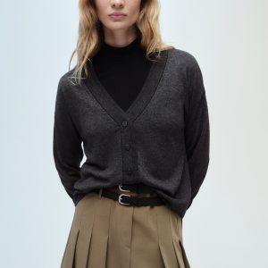 V-neck knitted cardigan