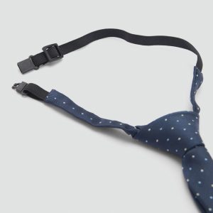 Polka-dot tie