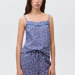 Floral-print pajamas