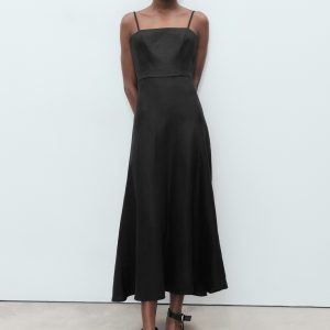 Wedge sandals with crisscross straps