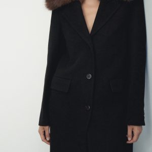 Wool coat with fur collar
