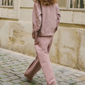 Wide-leg mid-rise loose-fit jeans