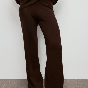 Knitted trousers with stitching detail